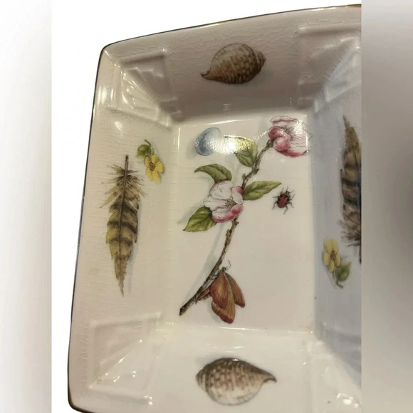 Aynsley Little Switzerland Porcelain Trinket Dish Botanical Feather Ladybug - Picture 4 of 9